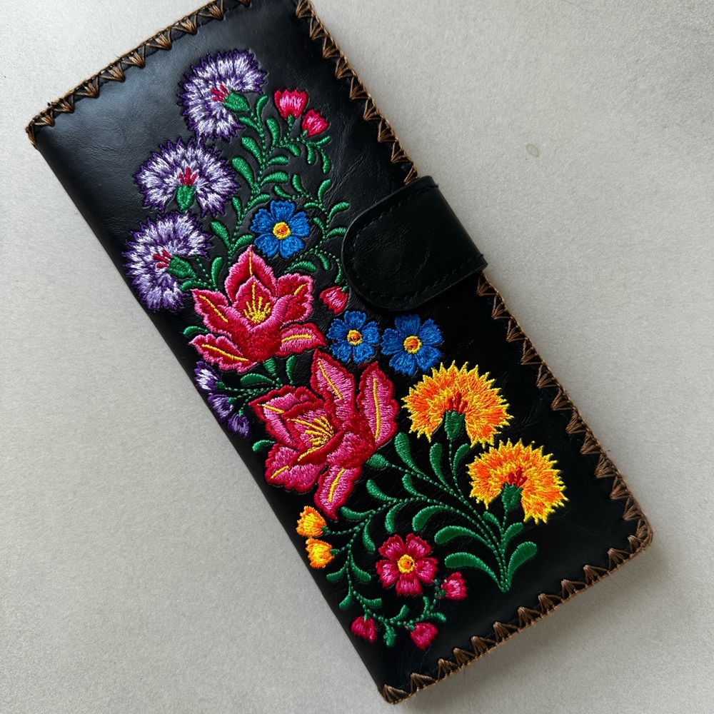 Mexican floral embroidered wallet